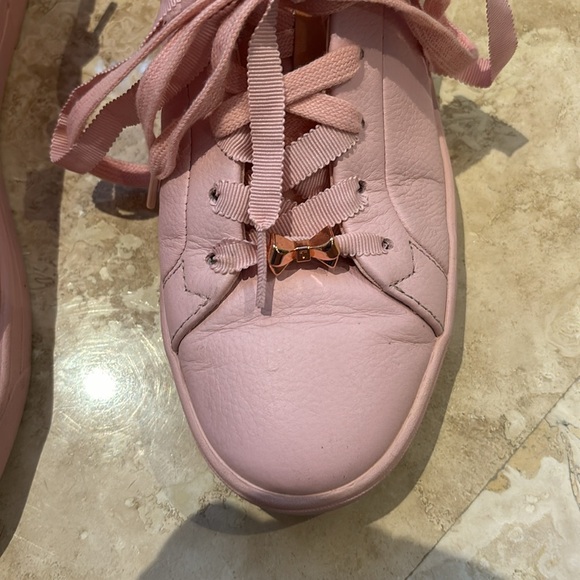 Ted Baker London Astrina Pink Sneakers Lace Up leather ruffle detail size 7.5 - Picture 9 of 11